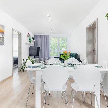 コウォブジェクApartament Deluxe Platany C38 By Rentersアパートメント エクステリア 写真