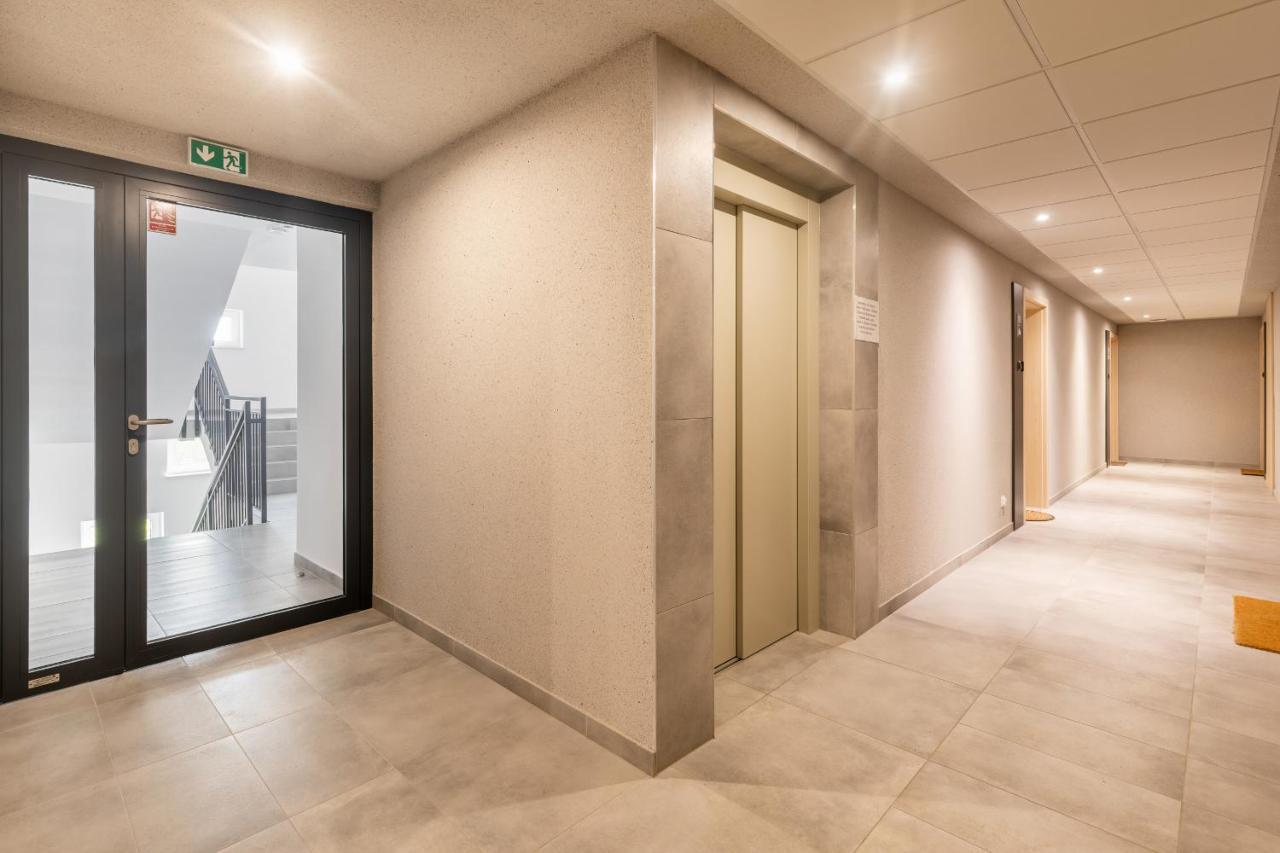 コウォブジェクApartament Deluxe Platany C38 By Rentersアパートメント エクステリア 写真
