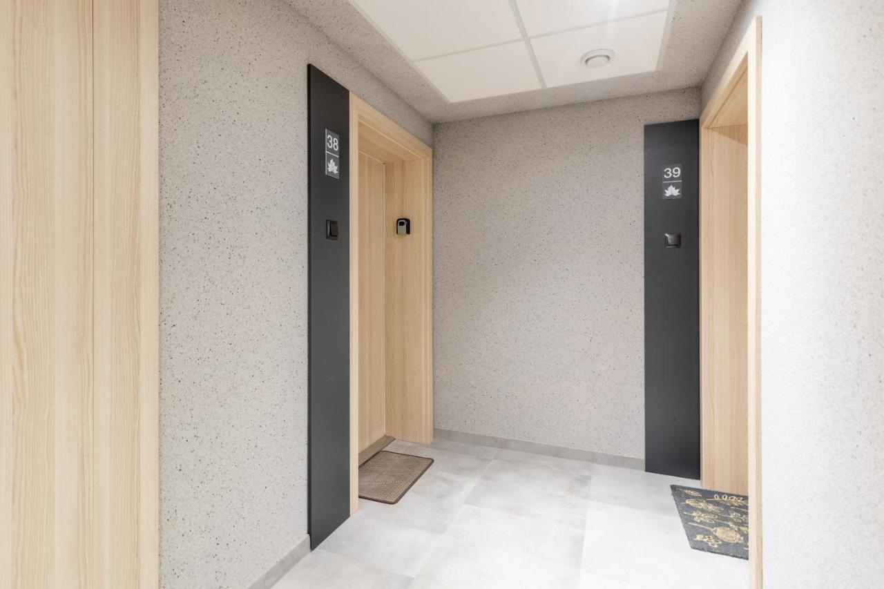 コウォブジェクApartament Deluxe Platany C38 By Rentersアパートメント エクステリア 写真